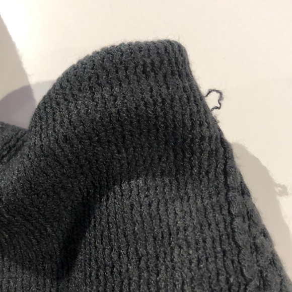 Gentle Fawn Philippa Grey Fringe Knit Poncho - Picture 8 of 11